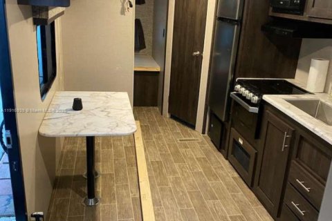 Снять в аренду квартиру в Хомстед, Флорида 1 спальня, 143.53м2, № 2053609 - фото 5