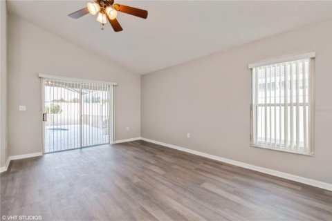 Villa ou maison à louer à Davenport, Floride: 3 chambres, 125.7 m2 № 2403234 - photo 4