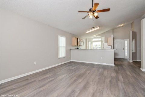 Villa ou maison à louer à Davenport, Floride: 3 chambres, 125.7 m2 № 2403234 - photo 6
