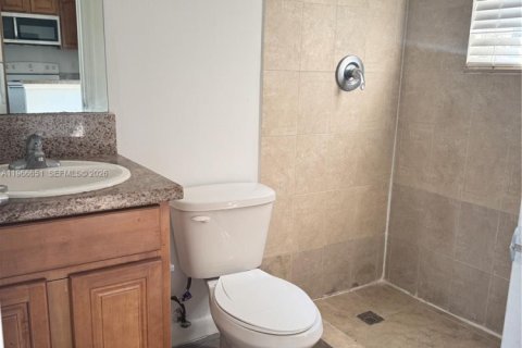 Снять в аренду виллу или дом в Майами-Бич, Флорида 650.22м2, № 2028732 - фото 8