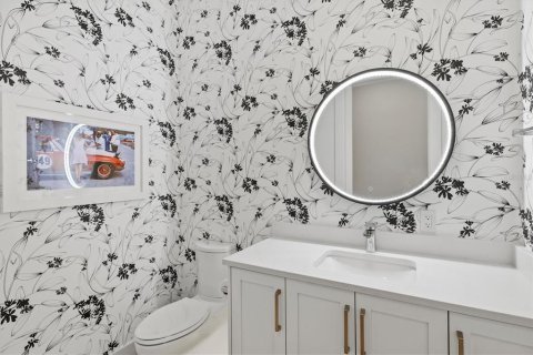 Купить кондоминиум в Сарасота, Флорида 8 комнат, 310.2м2, № 1564273 - фото 30