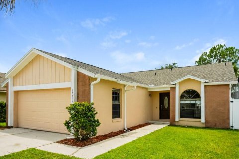 Villa ou maison à louer à Orlando, Floride: 3 chambres, 123.37 m2 № 2398698 - photo 3