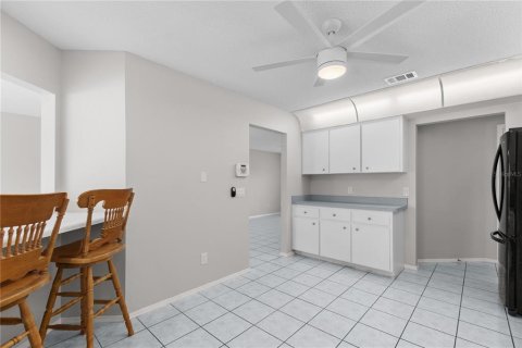 House in Englewood, Florida 2 bedrooms, 123.84 sq.m. № 2403600 - photo 8
