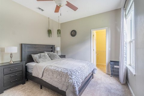 Casa en venta en Orlando, Florida, 5 dormitorios, 360.18 m2 № 1918219 - foto 23