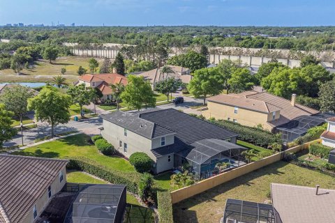 Casa en venta en Orlando, Florida, 5 dormitorios, 360.18 m2 № 1918219 - foto 5