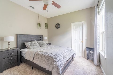 Casa en venta en Orlando, Florida, 5 dormitorios, 360.18 m2 № 1918219 - foto 22