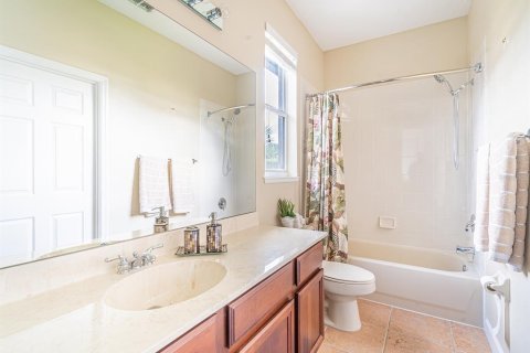 Casa en venta en Orlando, Florida, 5 dormitorios, 360.18 m2 № 1918219 - foto 18
