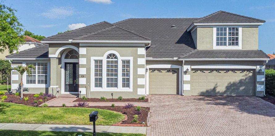 Casa en Orlando, Florida 5 dormitorios, 360.18 m2 № 1918219