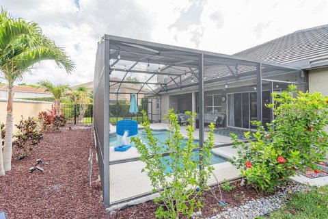 Casa en venta en Orlando, Florida, 5 dormitorios, 360.18 m2 № 1918219 - foto 12