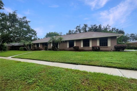 Villa ou maison à vendre à Valrico, Floride: 4 chambres, 225.1 m2 № 1915375 - photo 10