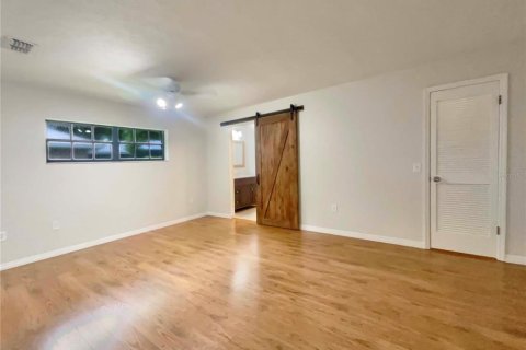 Villa ou maison à vendre à Valrico, Floride: 4 chambres, 225.1 m2 № 1915375 - photo 5