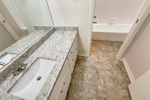 Villa ou maison à vendre à Valrico, Floride: 4 chambres, 225.1 m2 № 1915375 - photo 23