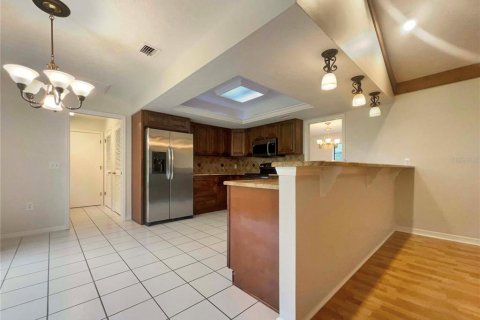 Villa ou maison à vendre à Valrico, Floride: 4 chambres, 225.1 m2 № 1915375 - photo 6