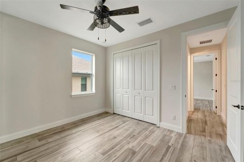 House in Port Charlotte, Florida 4 bedrooms, 209.31 sq.m. № 1532559 - photo 29