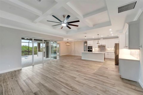 House in Port Charlotte, Florida 4 bedrooms, 209.31 sq.m. № 1532559 - photo 11