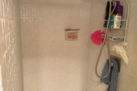 Купить кондоминиум в Палм Спрингс, Флорида 4 комнаты, 84.73м2, № 2082783 - фото 16