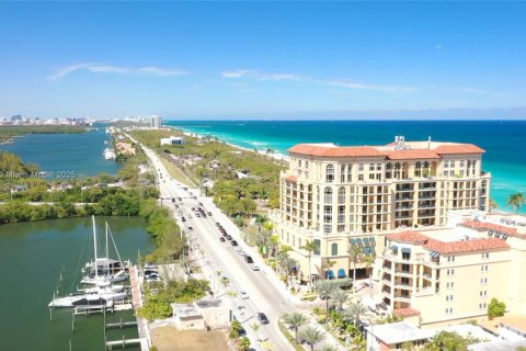 Condo in Hollywood, Florida, 3 bedrooms  № 1702187 - photo 5