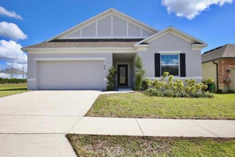 House in Davenport, Florida 3 bedrooms, 150.13 sq.m. № 2280159