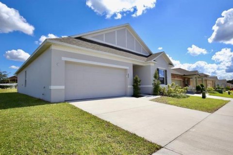 Casa en alquiler en Davenport, Florida, 3 dormitorios, 150.13 m2 № 2280159 - foto 2