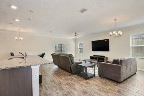 Casa en alquiler en Davenport, Florida, 3 dormitorios, 150.13 m2 № 2280159 - foto 6
