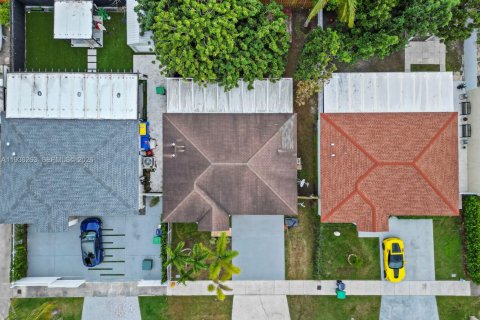 Casa en venta en Homestead, Florida, 3 dormitorios, 113.71 m2 № 1996076 - foto 19