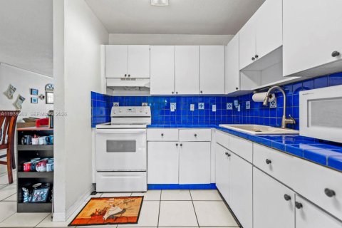 Casa en venta en Homestead, Florida, 3 dormitorios, 113.71 m2 № 1996076 - foto 23