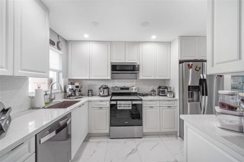 Condo à Pompano Beach, Floride, 1 chambre  № 2084595