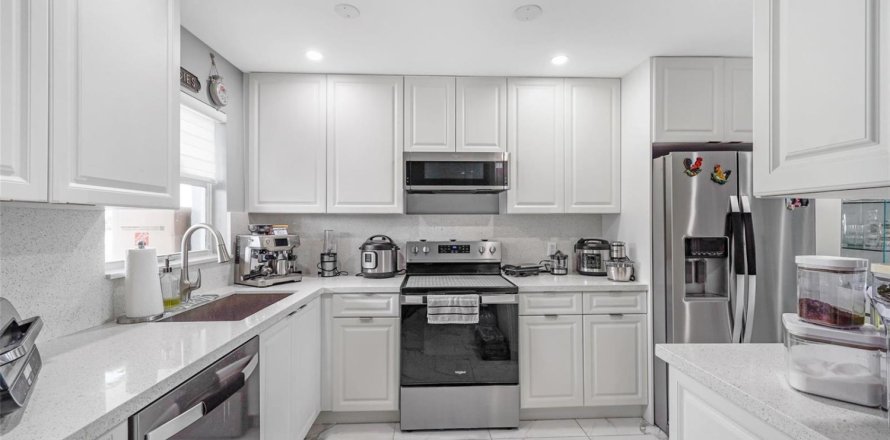 Condo à Pompano Beach, Floride, 1 chambre  № 2084595