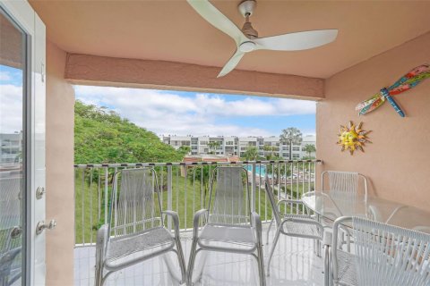 Copropriété à vendre à Pompano Beach, Floride: 1 chambre, 69.68 m2 № 2084595 - photo 10