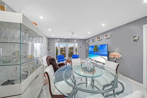 Copropriété à vendre à Pompano Beach, Floride: 1 chambre, 69.68 m2 № 2084595 - photo 5