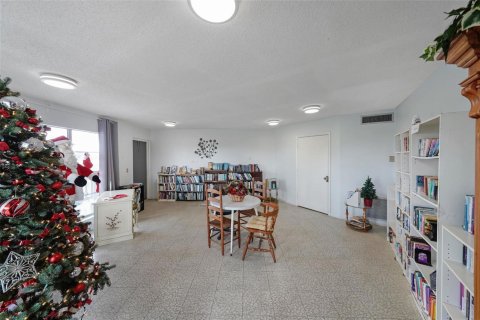 Copropriété à vendre à Pompano Beach, Floride: 1 chambre, 69.68 m2 № 2084595 - photo 21