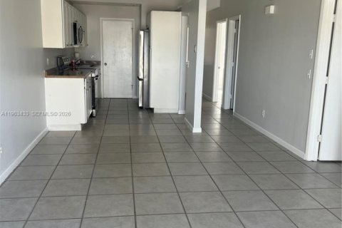 Casa en alquiler en Pembroke Pines, Florida, 2 dormitorios, 88.63 m2 № 2026134 - foto 10