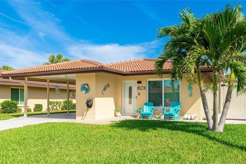 Villa ou maison à vendre à Bradenton, Floride: 2 chambres, 102.47 m2 № 1662868 - photo 2