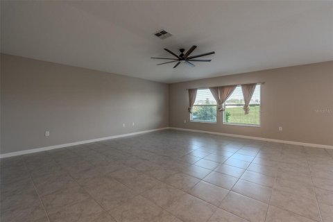 Villa ou maison à vendre à Ocala, Floride: 4 chambres, 241.36 m2 № 2396086 - photo 9