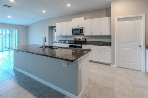 Villa ou maison à vendre à Ocala, Floride: 4 chambres, 241.36 m2 № 2396086 - photo 12