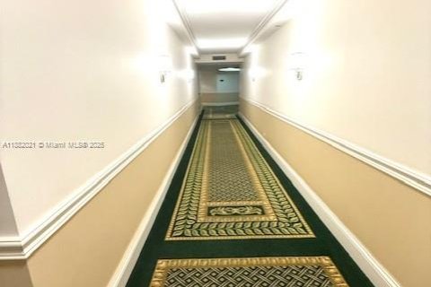 Condominio en alquiler en Key Biscayne, Florida, 3 dormitorios, 165.55 m2 № 2054868 - foto 24