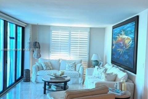 Condominio en alquiler en Key Biscayne, Florida, 3 dormitorios, 165.55 m2 № 2054868 - foto 21