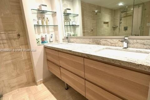 Condominio en alquiler en Key Biscayne, Florida, 3 dormitorios, 165.55 m2 № 2054868 - foto 7