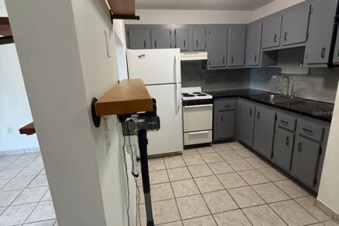 Condo in Clearwater, Florida, 1 bedroom  № 2379633 - photo 16