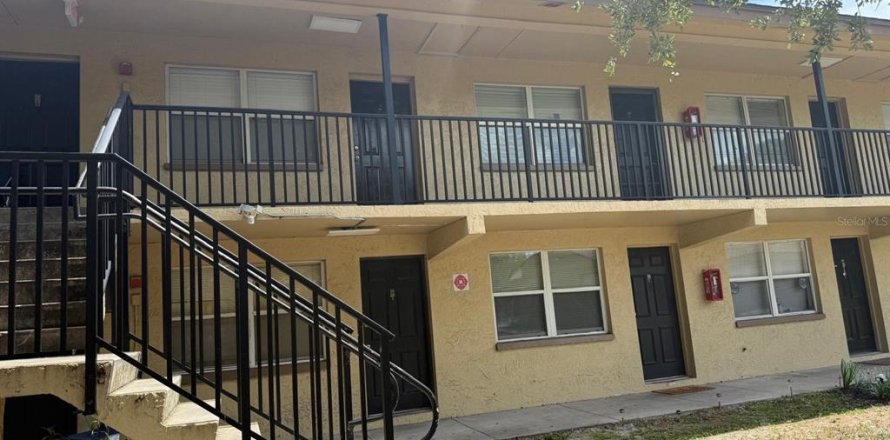 Condo in Clearwater, Florida, 1 bedroom  № 2379633