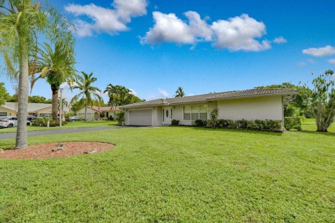Casa en venta en Coral Springs, Florida, 5 dormitorios, 198.25 m2 № 2372384 - foto 2
