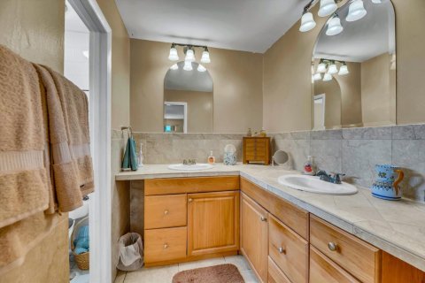 Casa en venta en Coral Springs, Florida, 5 dormitorios, 198.25 m2 № 2372384 - foto 14