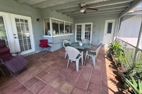 Casa en venta en Coral Springs, Florida, 5 dormitorios, 198.25 m2 № 2372384 - foto 25