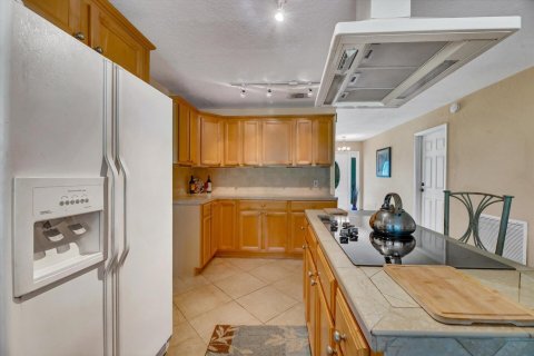 Casa en venta en Coral Springs, Florida, 5 dormitorios, 198.25 m2 № 2372384 - foto 9