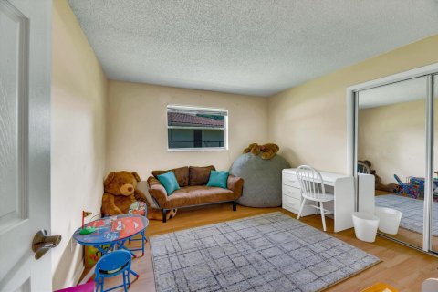 Casa en venta en Coral Springs, Florida, 5 dormitorios, 198.25 m2 № 2372384 - foto 18