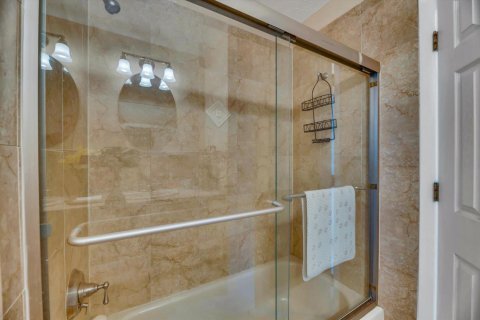 Casa en venta en Coral Springs, Florida, 5 dormitorios, 198.25 m2 № 2372384 - foto 17