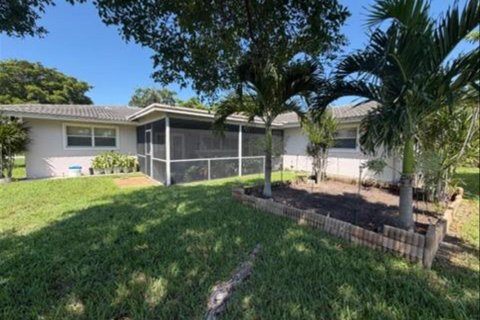 Casa en venta en Coral Springs, Florida, 5 dormitorios, 198.25 m2 № 2372384 - foto 28