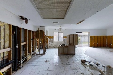 Casa en venta en New Port Richey, Florida, 3 dormitorios, 143.35 m2 № 1917739 - foto 9