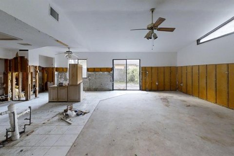 Casa en venta en New Port Richey, Florida, 3 dormitorios, 143.35 m2 № 1917739 - foto 20