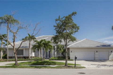 House in Weston, Florida 5 bedrooms, 389.91 sq.m. № 1756938 - photo 28